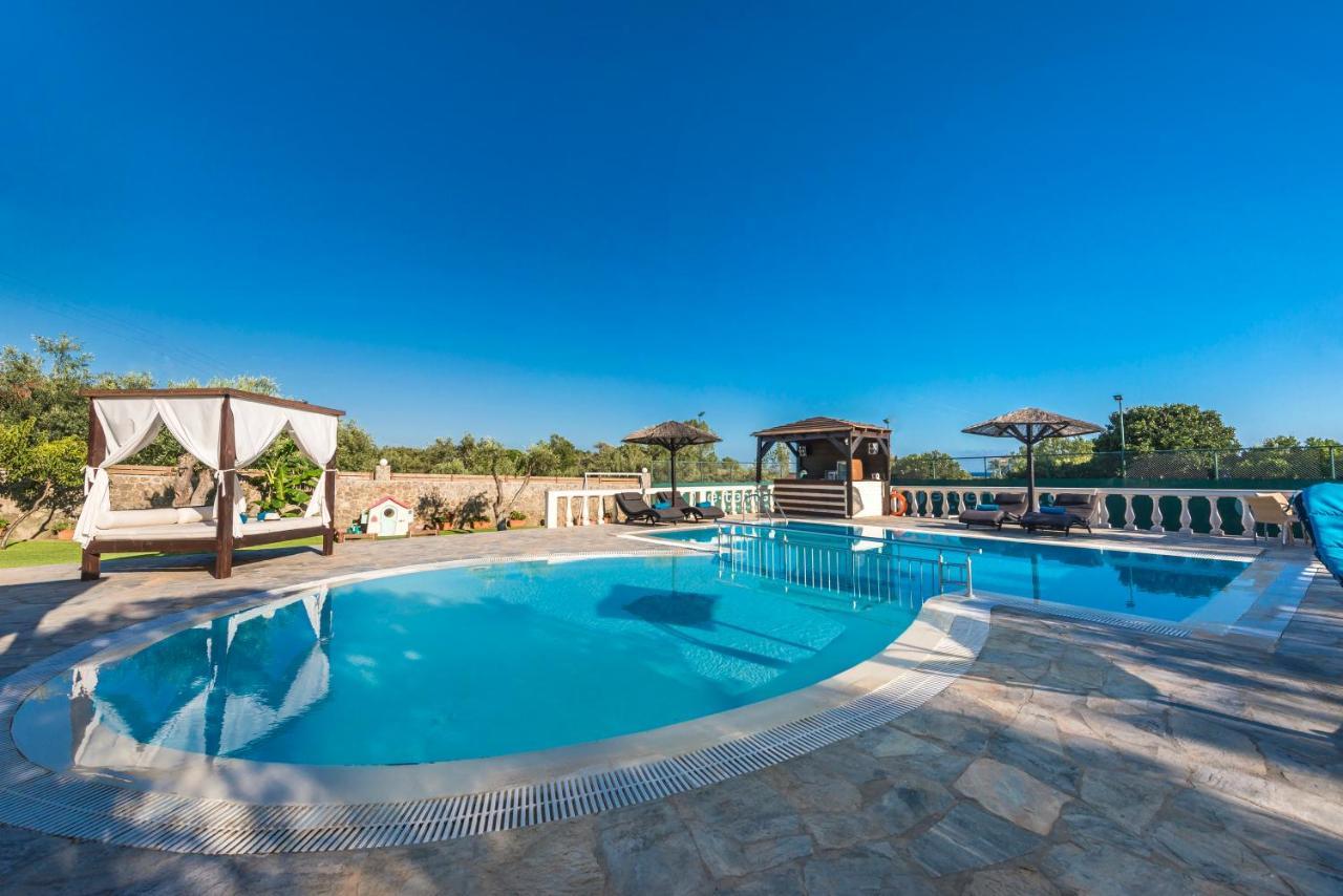 Villa Maxim With Private Pool & Tennis Court Halikounas 外观 照片
