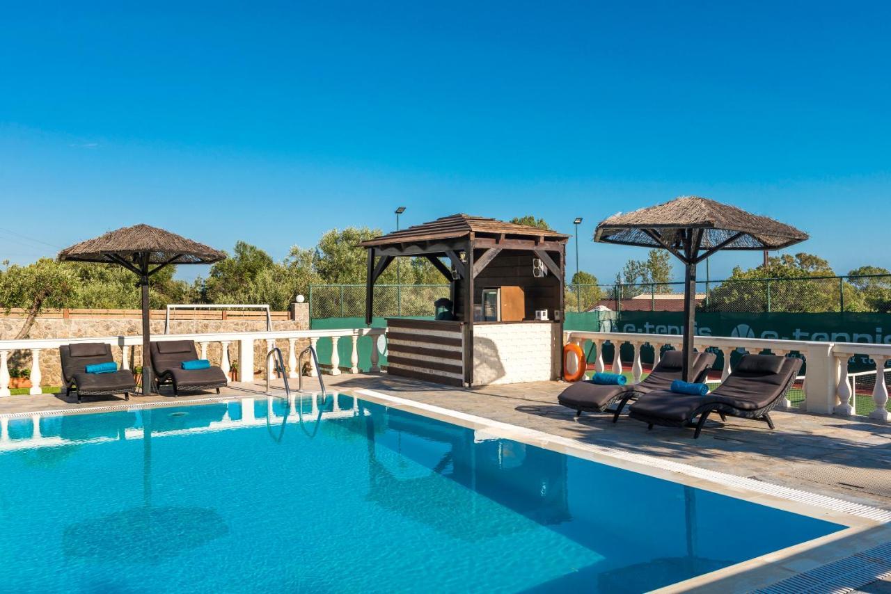 Villa Maxim With Private Pool & Tennis Court Halikounas 外观 照片
