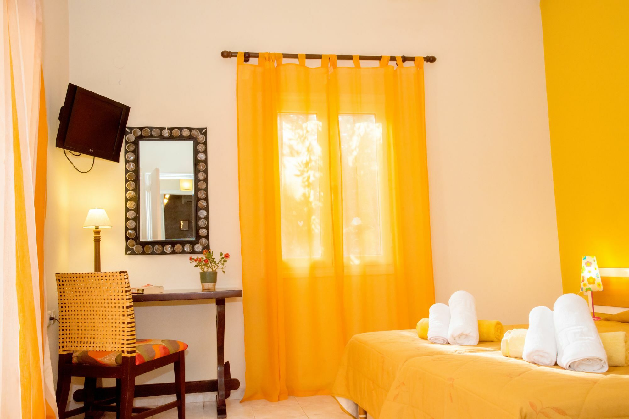 Villa Maxim With Private Pool & Tennis Court Halikounas 外观 照片